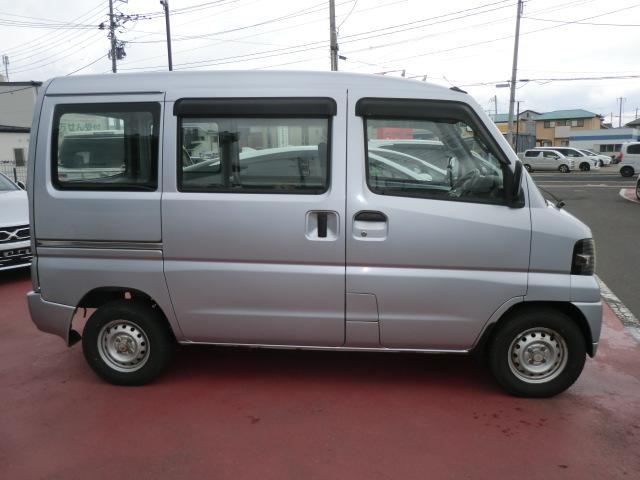 0904089A30260326W00113.jpg