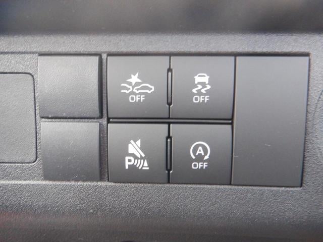 0540095A30250629W00115.jpg