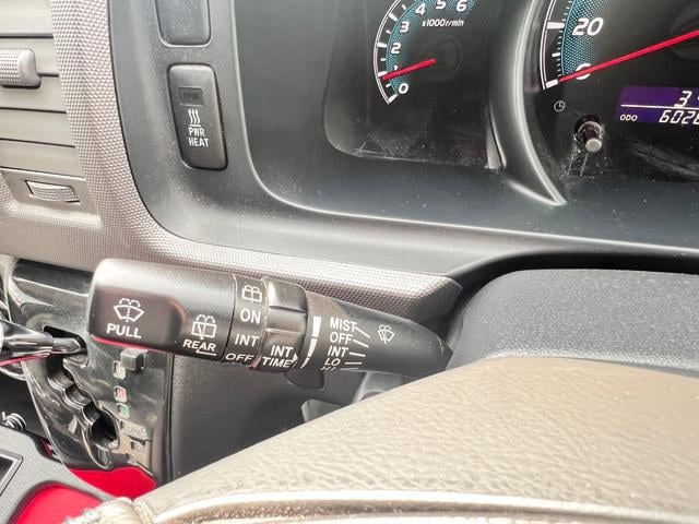 0520056A30240803W00116.jpg