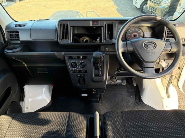 0125848A30251212W00117.jpg