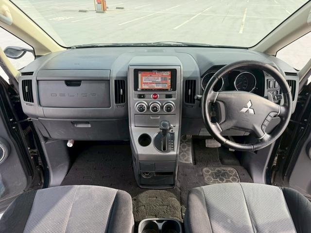 0709137A30260127W00105.jpg