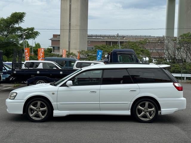 0705126A30250530W00106.jpg