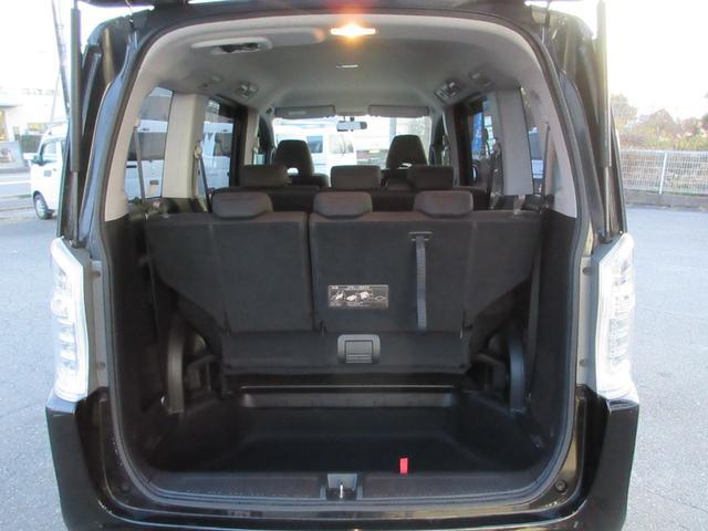 0540484A30251223W00317.jpg