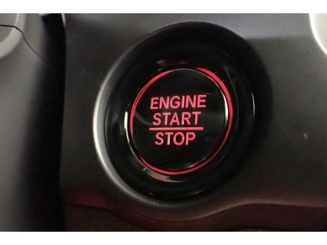 0201190A30250923W00215.jpg