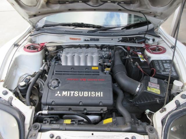 0840074A30251108W00109.jpg