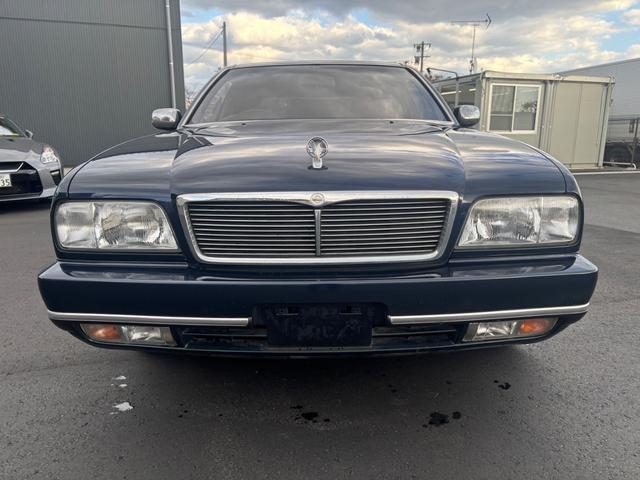 0904198A20251113W00101.jpg