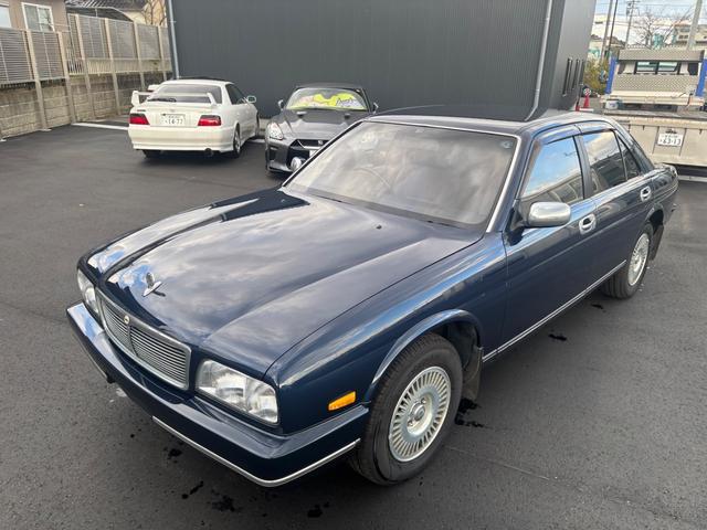 0904198A20251113W00114.jpg
