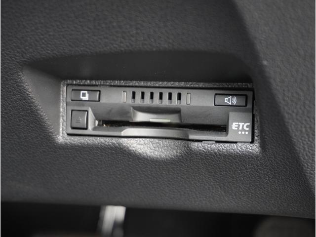 0803995A30250905W00107.jpg