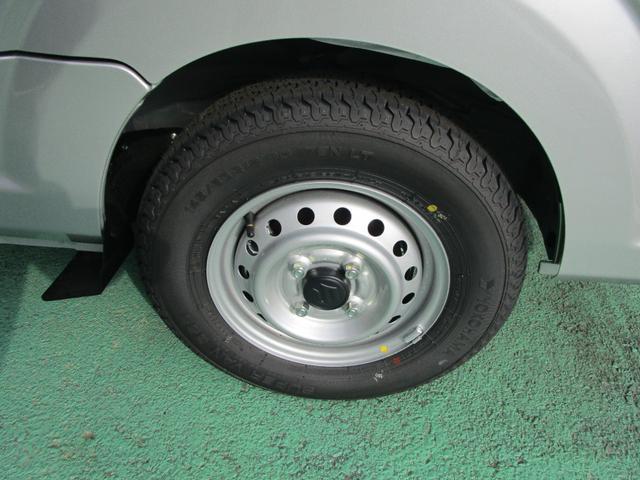 0840414A30260317W00108.jpg