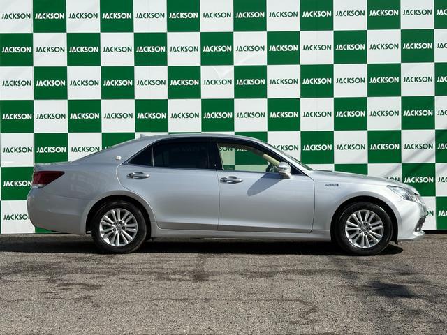0208843A30260213W00203.jpg
