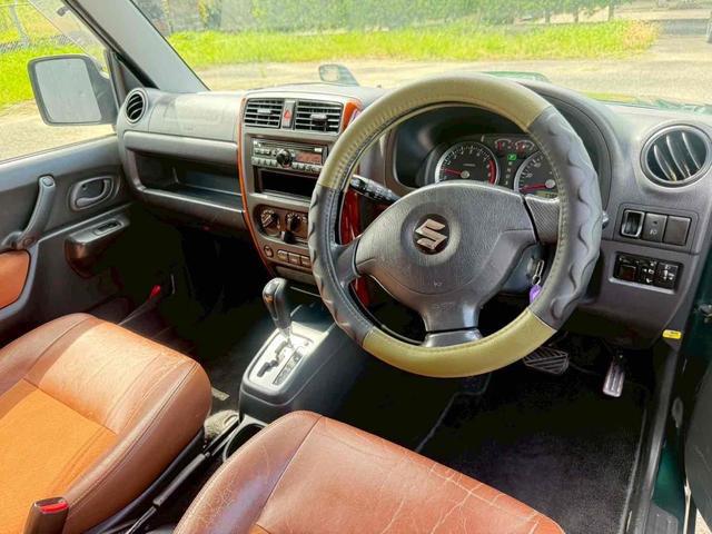 0803229A30250919W00101.jpg