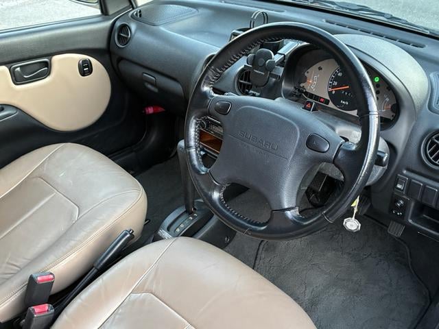 0511175A30251229W00216.jpg