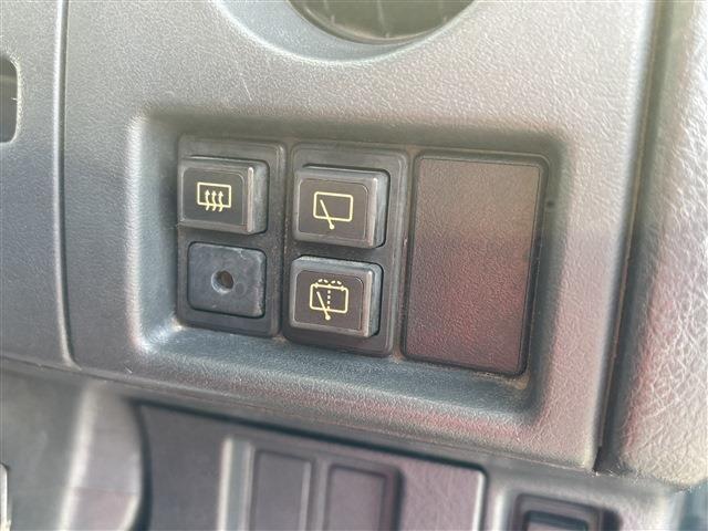 5fd2e7d7aec575a76d7858b0318b8adf.jpg
