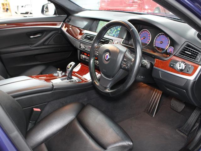 9572641A30251210W00112.jpg