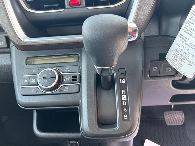 0300895A30260201W00312.jpg