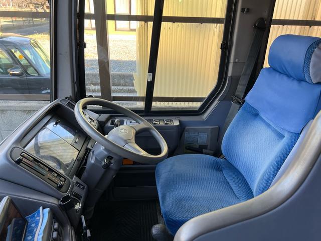 b98e465e6f46a812e278827143d50b86.jpg