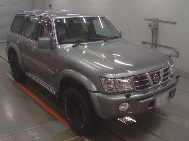 23079625_carP_l_1.jpg