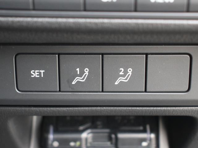 0302201A30260322W00207.jpg