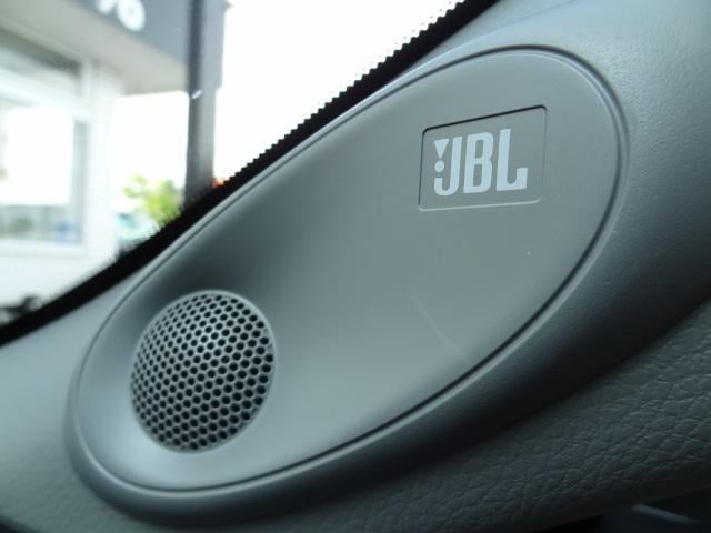 0404326A30250930W00114.jpg