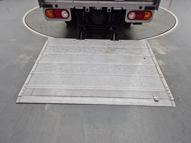 5101500492R17.jpg