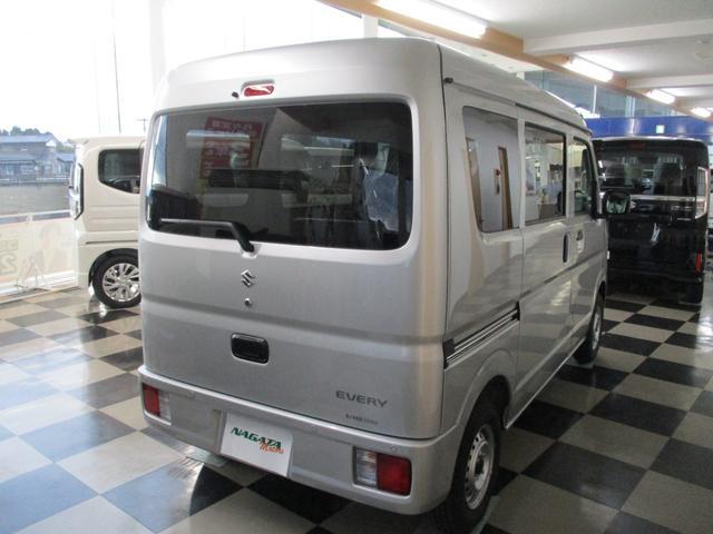 0840414A30250906W00214.jpg