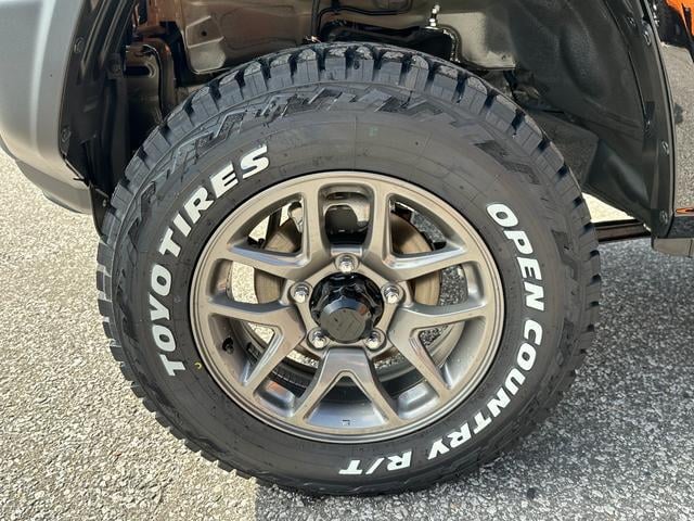 0708126A30241225W00318.jpg