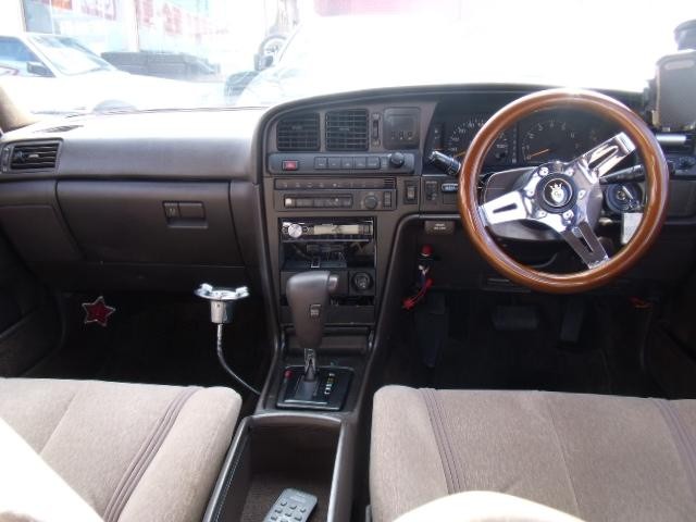 0504216A30251229W00115.jpg