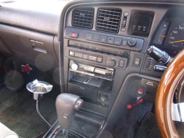 0504216A30251229W00117.jpg