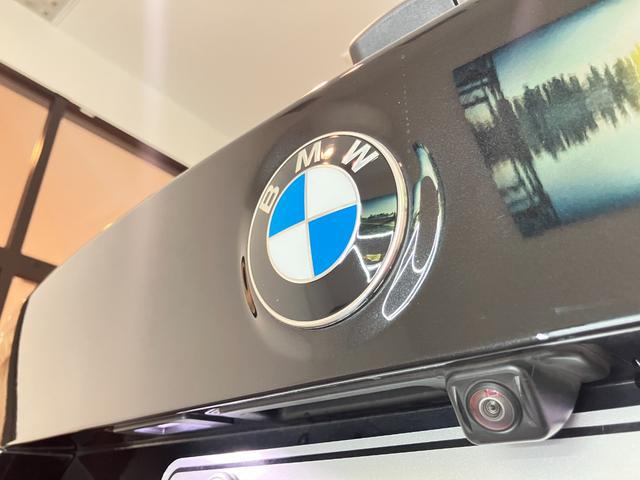 9571171A30260215W00118.jpg