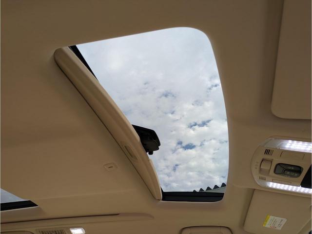 0707610A30251019W00107.jpg