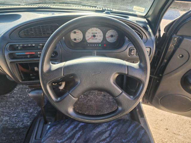 0403642A20251212W00215.jpg