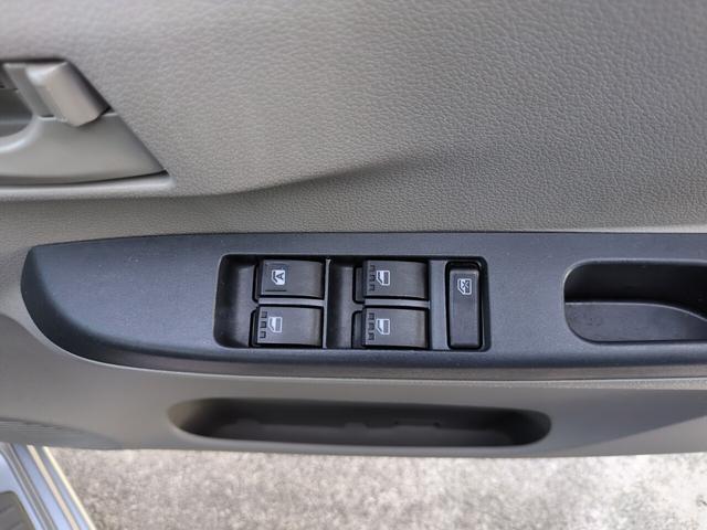 0620055A30250820W00116.jpg
