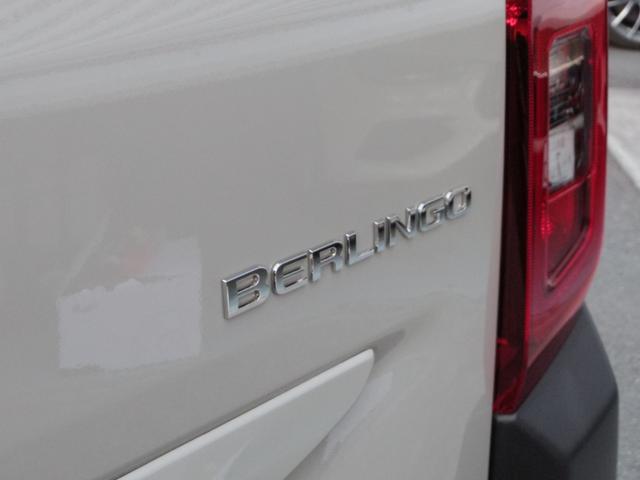 9200450A30250911W00210.jpg