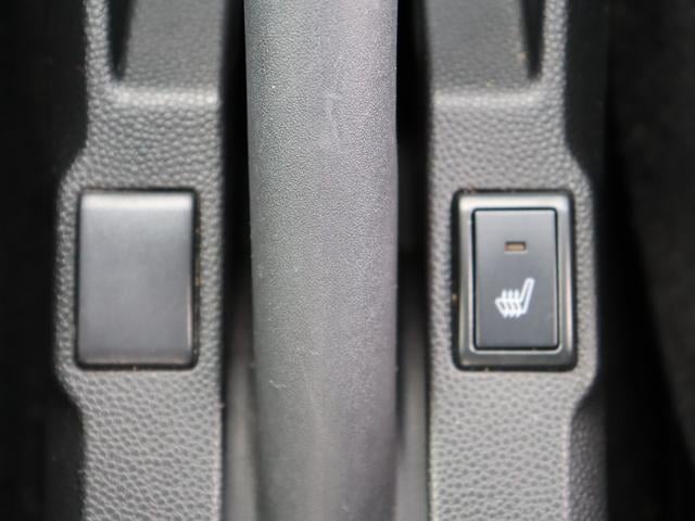 1300998A30250927W00415.jpg