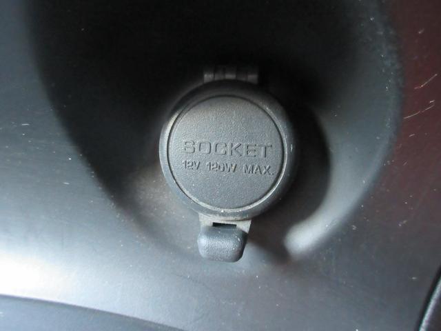 0840074A30260220W00111.jpg