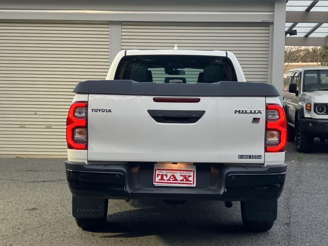 22492156_carP_l_12.jpg