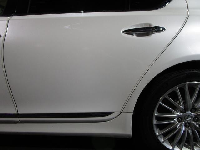 22850502_carP_l_4.jpg