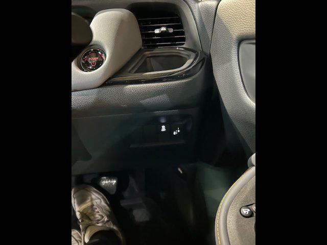 8b1b8d6edc6106c0f838152c4a9c3f1f.jpg