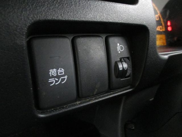 0902619A30260316W00116.jpg