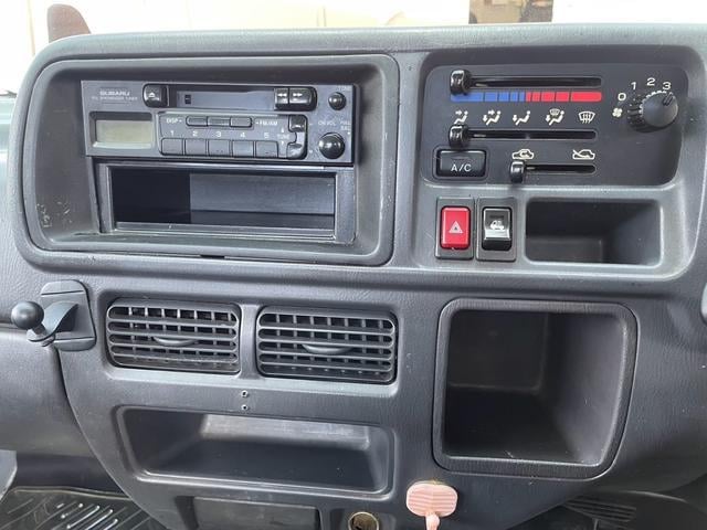 0610158A30250719W00217.jpg