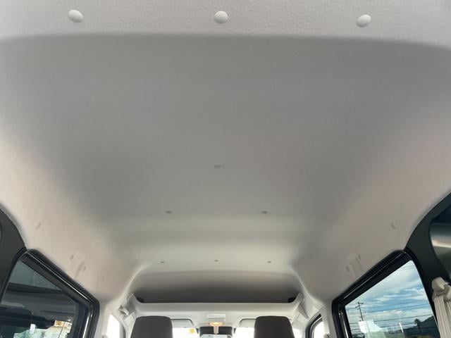9800327A30240925W00117.jpg