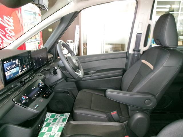 0902788A30250606W00114.jpg
