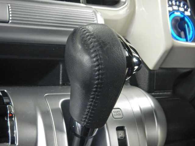 22259414_carP_l_2.jpg