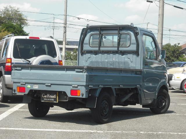 0504216A30240920W00101.jpg