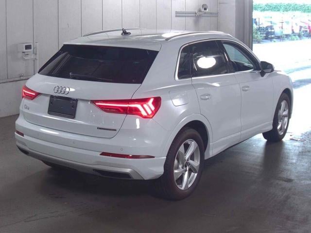 18492462_carP_l_3.jpg