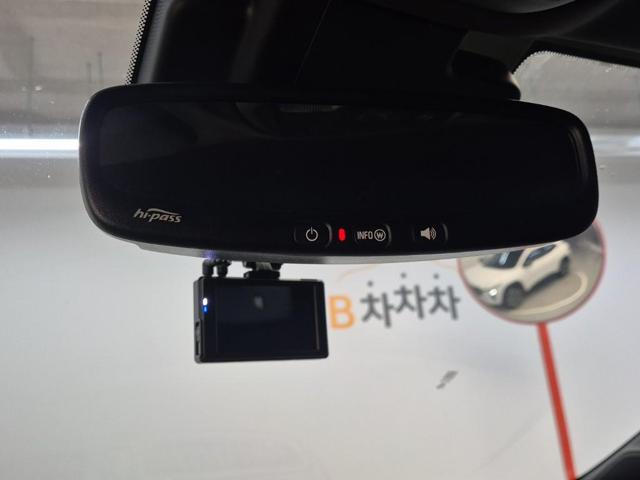 5111500747R16.jpg
