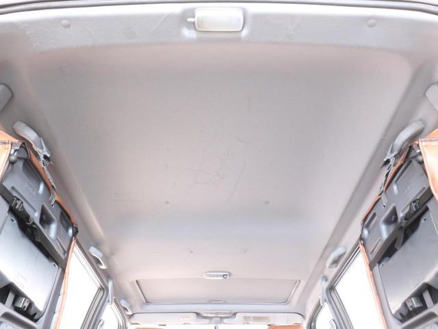 0560694A30260330W00117.jpg