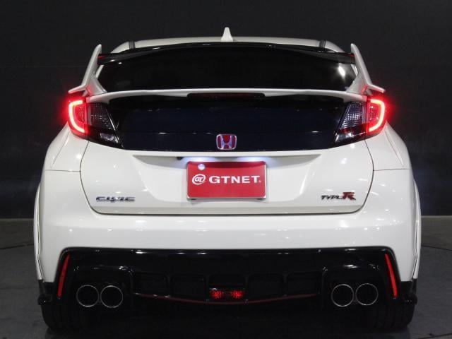 111abc6bb64f824eba8e7507150cc850.jpg