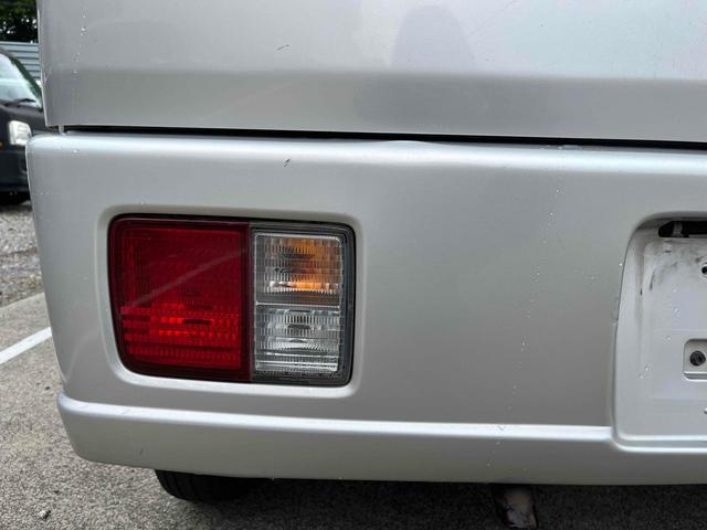1201272A30250527W00209.jpg