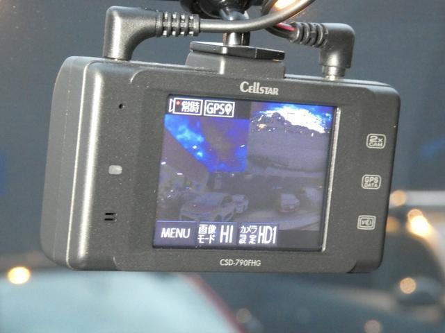 23150291_carP_l_9.jpg